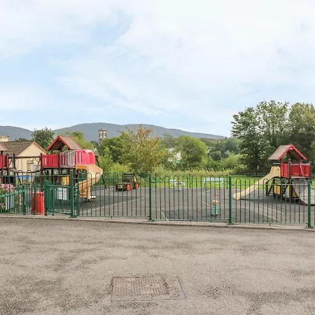 1 Holiday Village Sneem
