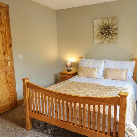 1 Holiday Village Sneem