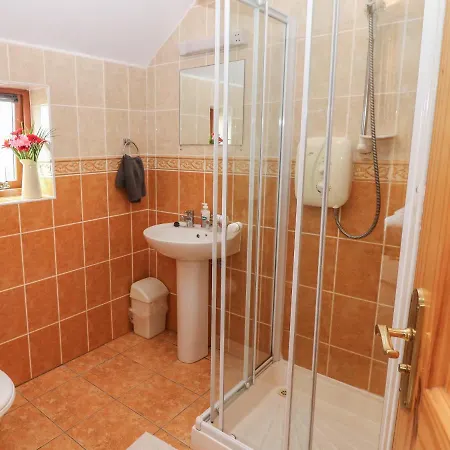 1 Holiday Village Sneem