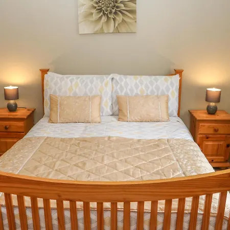 1 Holiday Village Sneem